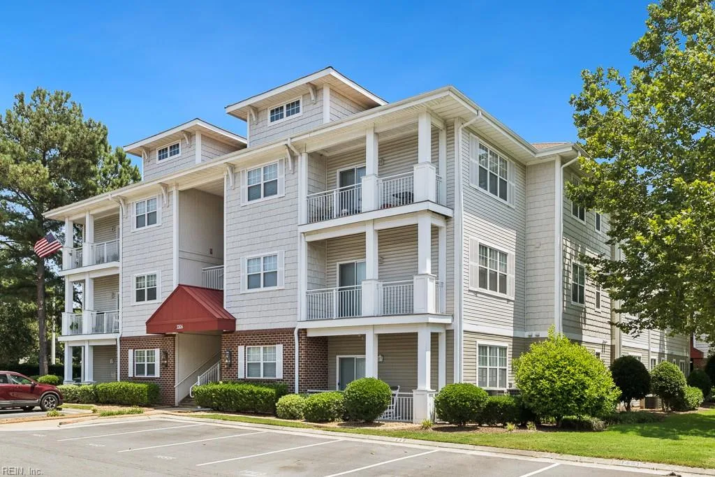 5304 Warminster DR #205, VIRGINIABEACH VA 23455