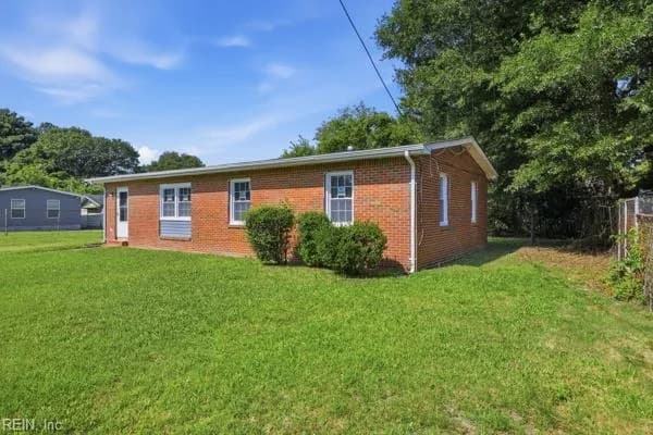 124 Allard RD, PORTSMOUTH VA 23701 - Photo 3
