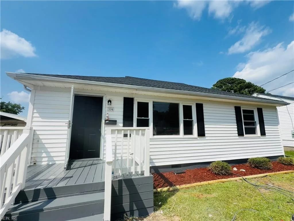 104 Heath LN, PORTSMOUTH VA 23701 - Photo 2