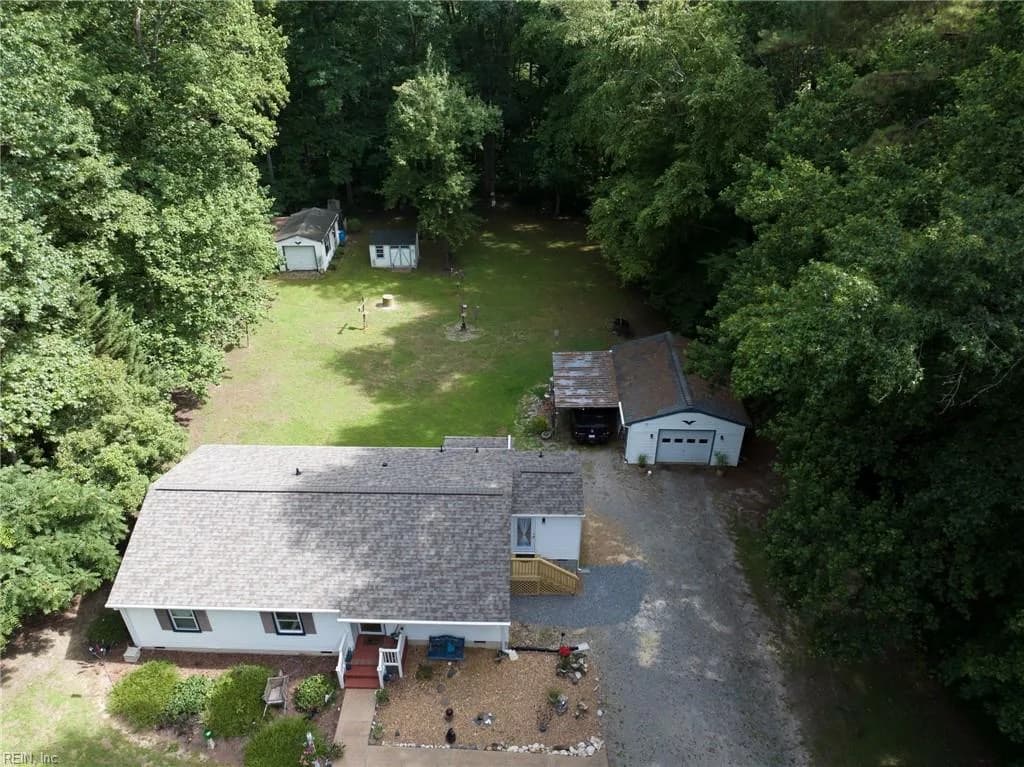 6394 Meadow DR, GLOUCESTER VA 23061 - Photo 4