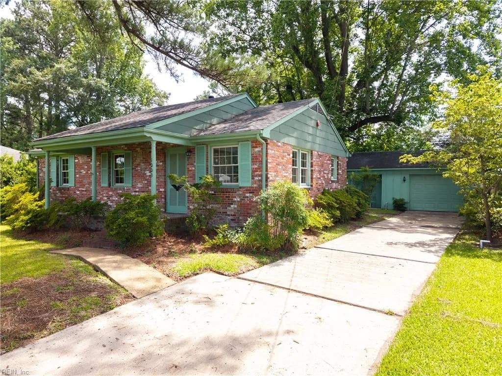 1003 White Pine DR, CHESAPEAKE VA 23323 - Photo 4
