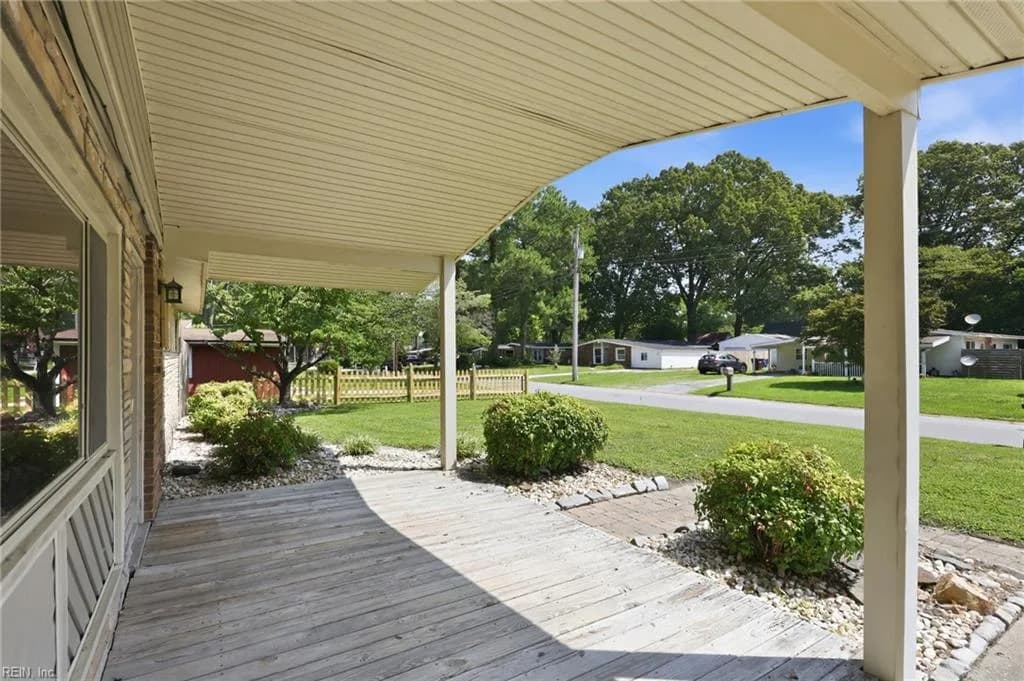 1210 Santeetlah AVE, CHESAPEAKE VA 23325 - Photo 5