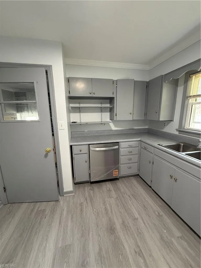 6308 Shelby LN, VIRGINIA BEACH VA 23464 - Photo 5