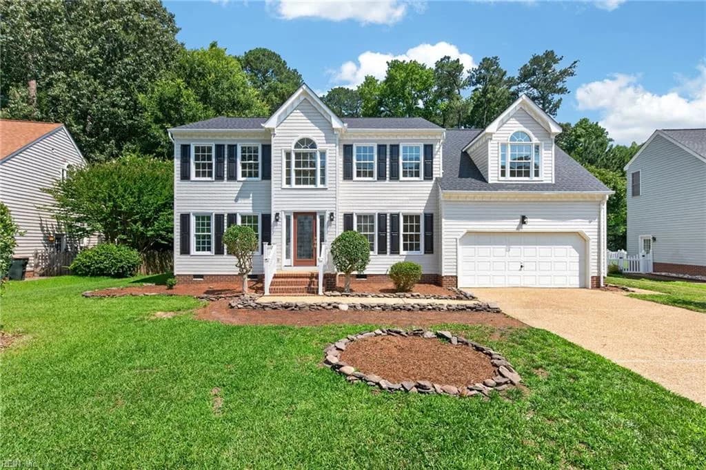 204 Halles RN, YORKTOWN VA 23693 - Photo 2