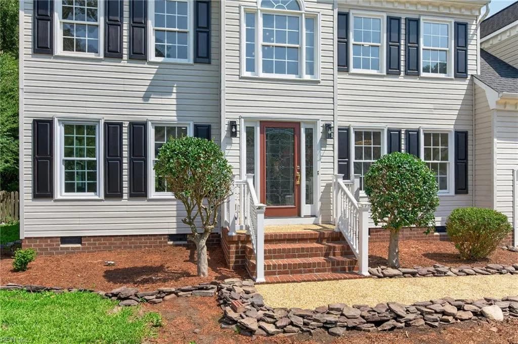 204 Halles RN, YORKTOWN VA 23693 - Photo 4