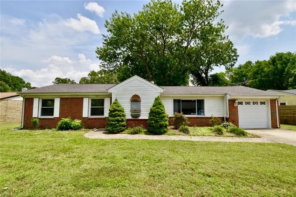 504 S Kings Point RD, VIRGINIABEACH VA 23452 - Photo 2