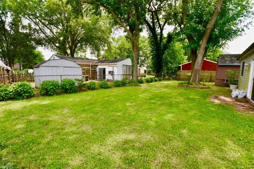 504 S Kings Point RD, VIRGINIA BEACH VA 23452 - Photo 3