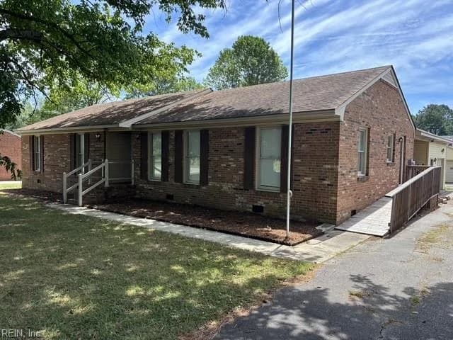 401 Fairview DR, FRANKLIN VA 23851 - Main photo