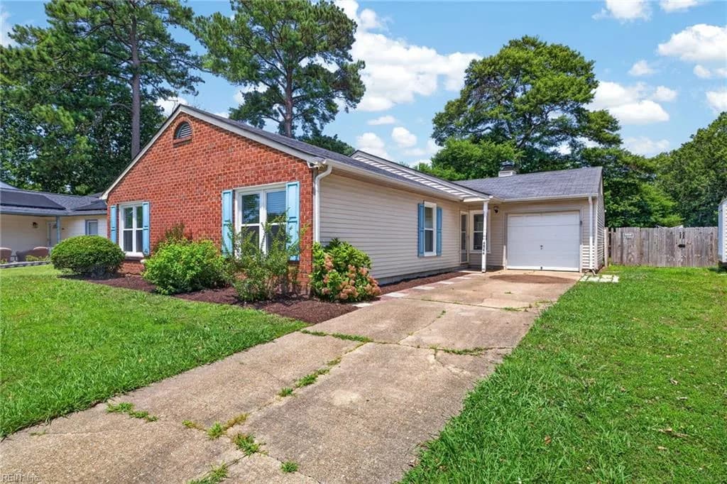 4844 Fountain Hall DR, VIRGINIA BEACH VA 23464 - Photo 2