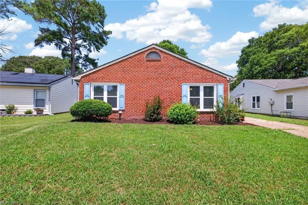4844 Fountain Hall DR, VIRGINIA BEACH VA 23464 - Photo 3