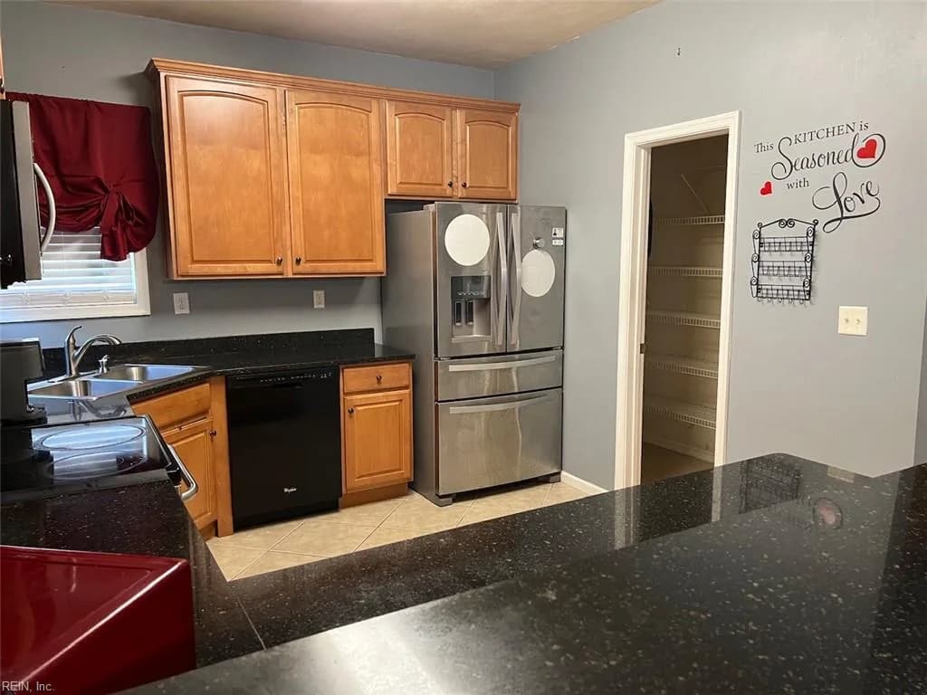 1740 Brigands WAY, VIRGINIABEACH VA 23453 - Photo 4