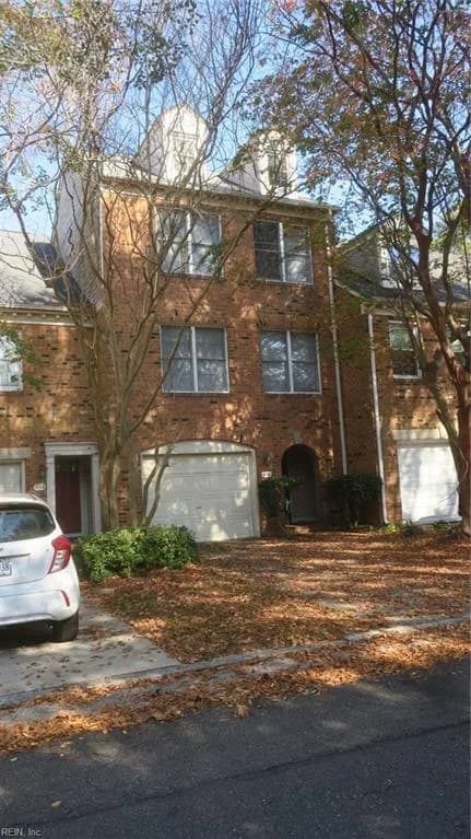 614 Guy LN, NEWPORT NEWS VA 23602 - Main photo