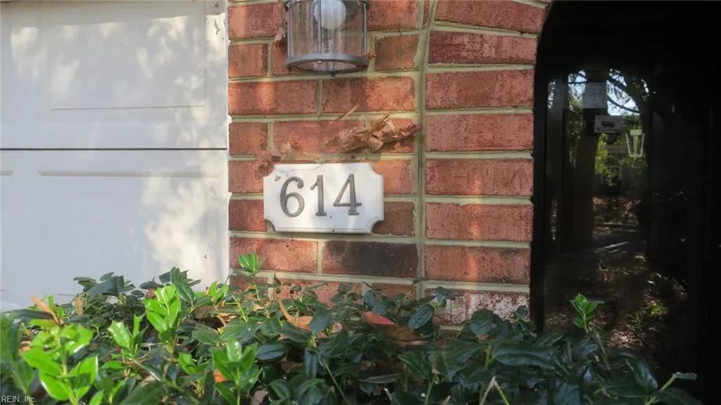 614 Guy LN, NEWPORT NEWS VA 23602 - Photo 3
