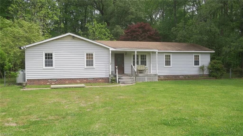 19475 Beechwood LN, SMITHFIELD VA 23430 - Main photo