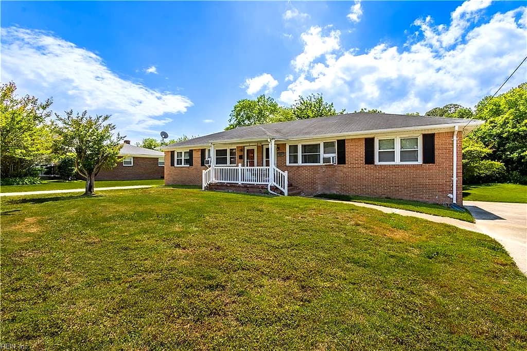 2216 Decatur ST, CHESAPEAKE VA 23324 - Main photo
