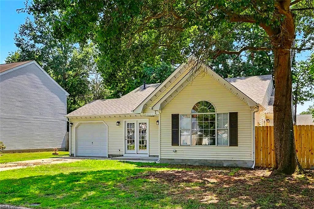 123 Gallop PL, Newport News — 3 bed Residential, 1,375 sqft