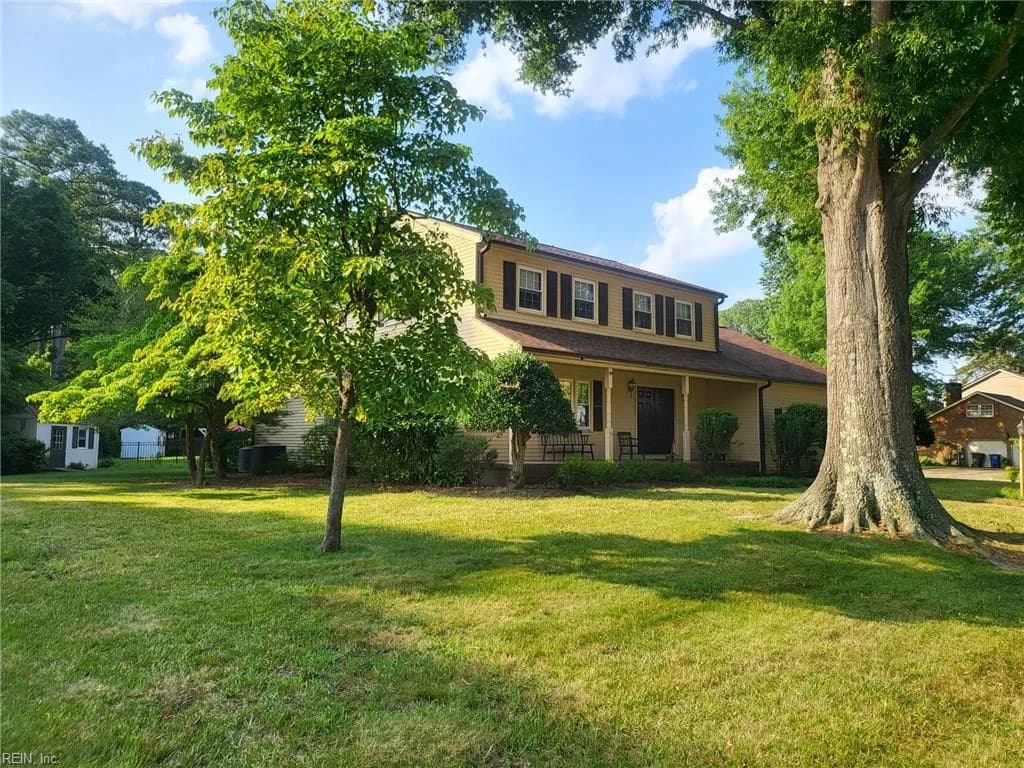 24 E Governor DR, NEWPORTNEWS VA 23602 - Photo 5