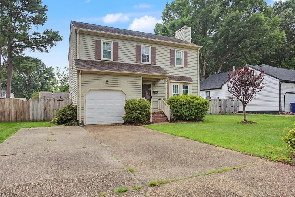 735 Leonard LN, NEWPORT NEWS VA 23601