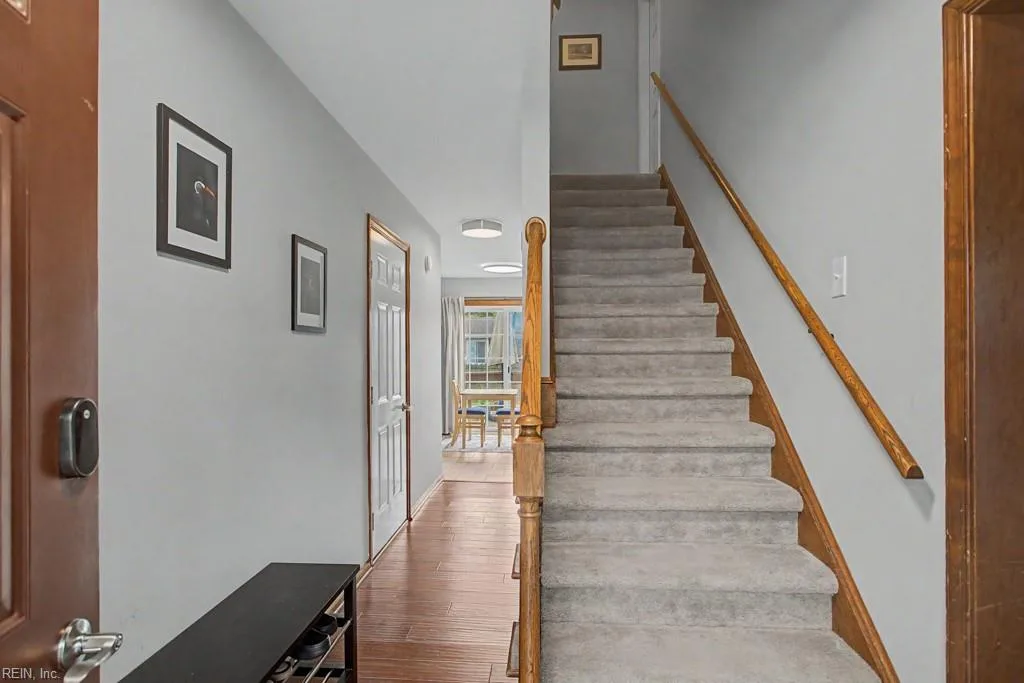 735 Leonard LN, NEWPORTNEWS VA 23601 - Photo 5