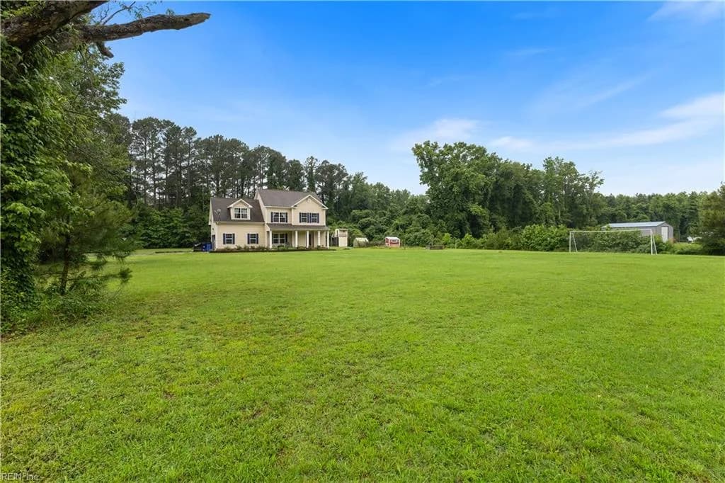 2828 Seven Eleven RD, CHESAPEAKE VA 23322 - Photo 3