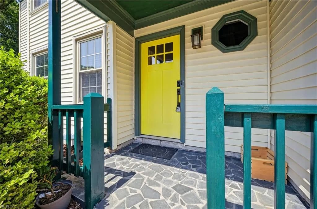 1820 Castleton CT, VIRGINIABEACH VA 23454 - Photo 3