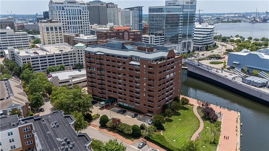 215 Brooke AVE #311, NORFOLK VA 23510
