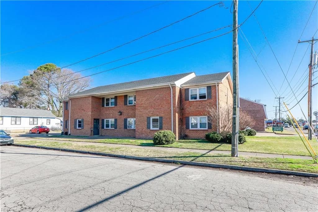 3800 E Princess Anne RD #4, NORFOLK VA 23502 - Photo 2