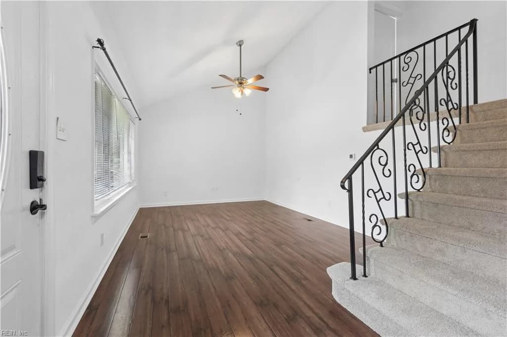1261 River Oaks DR, NORFOLK VA 23502 - Photo 5