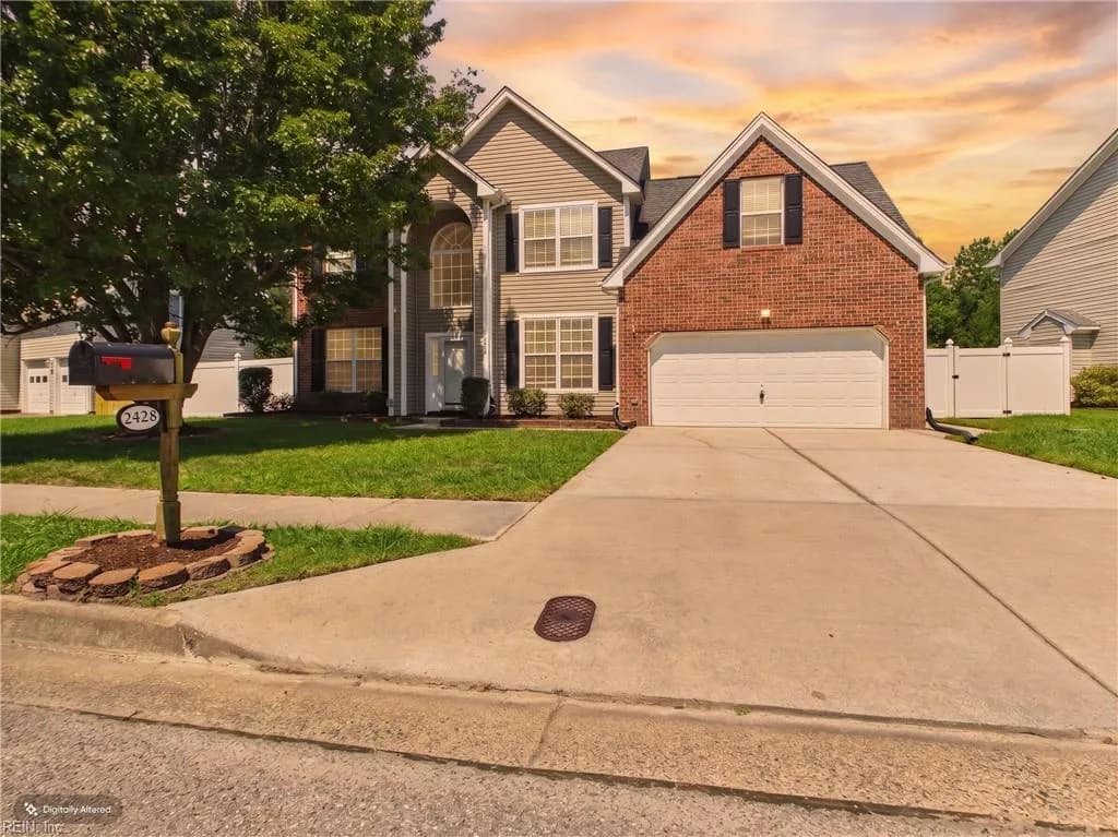 2428 Annie CIR, CHESAPEAKE VA 23323 - Photo 3