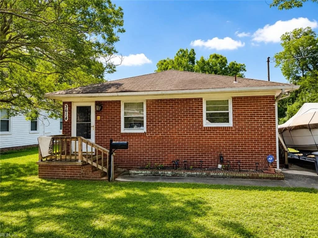 3614 Victoria BLVD, HAMPTON VA 23661 - Photo 2