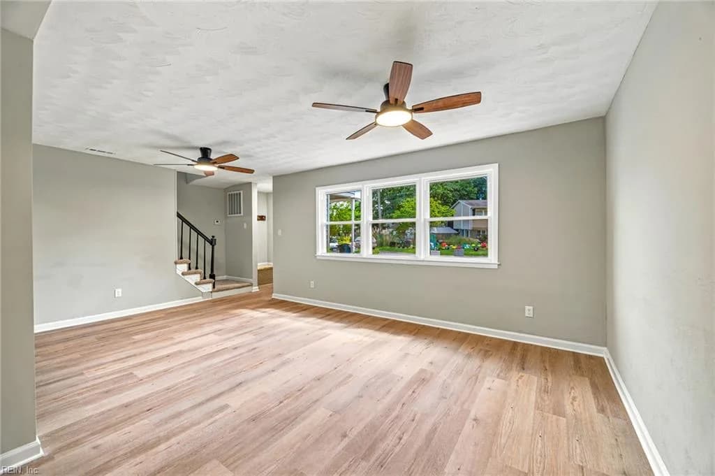 808 Holly Hedge AVE, VIRGINIABEACH VA 23452 - Photo 5