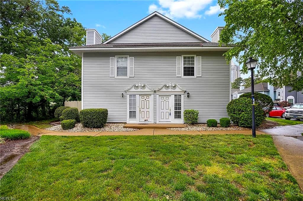 264 Ferdinand CIR, VIRGINIA BEACH VA 23462 - Main photo