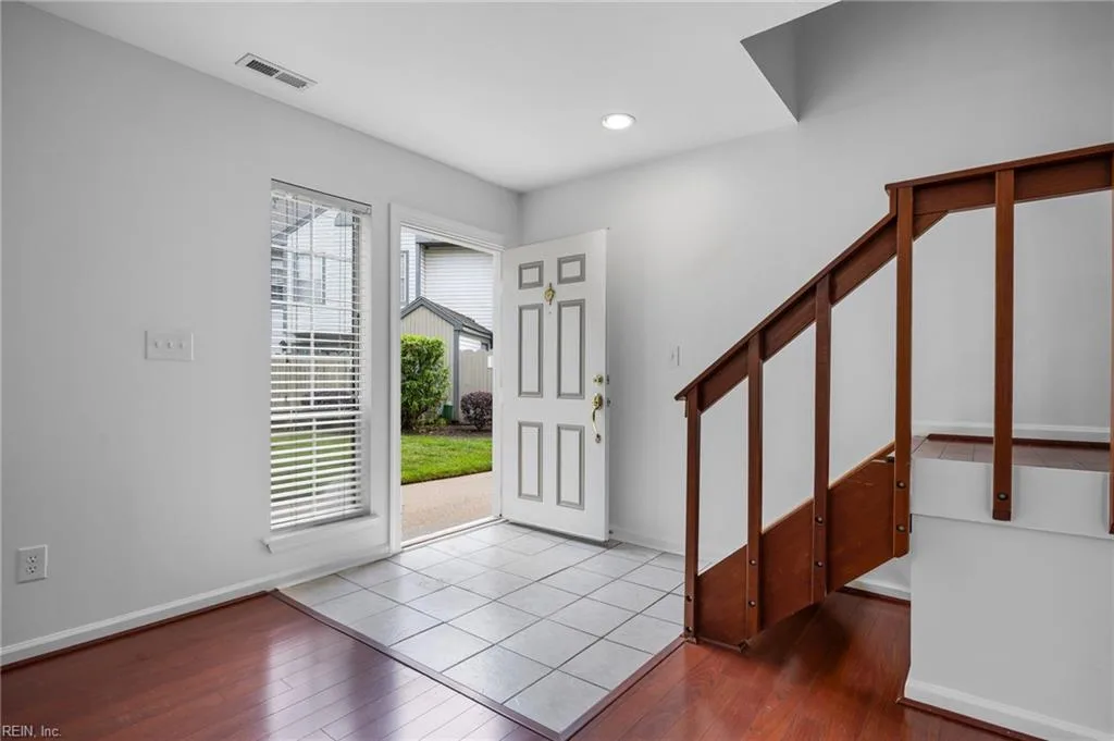 264 Ferdinand CIR, VIRGINIABEACH VA 23462 - Photo 3
