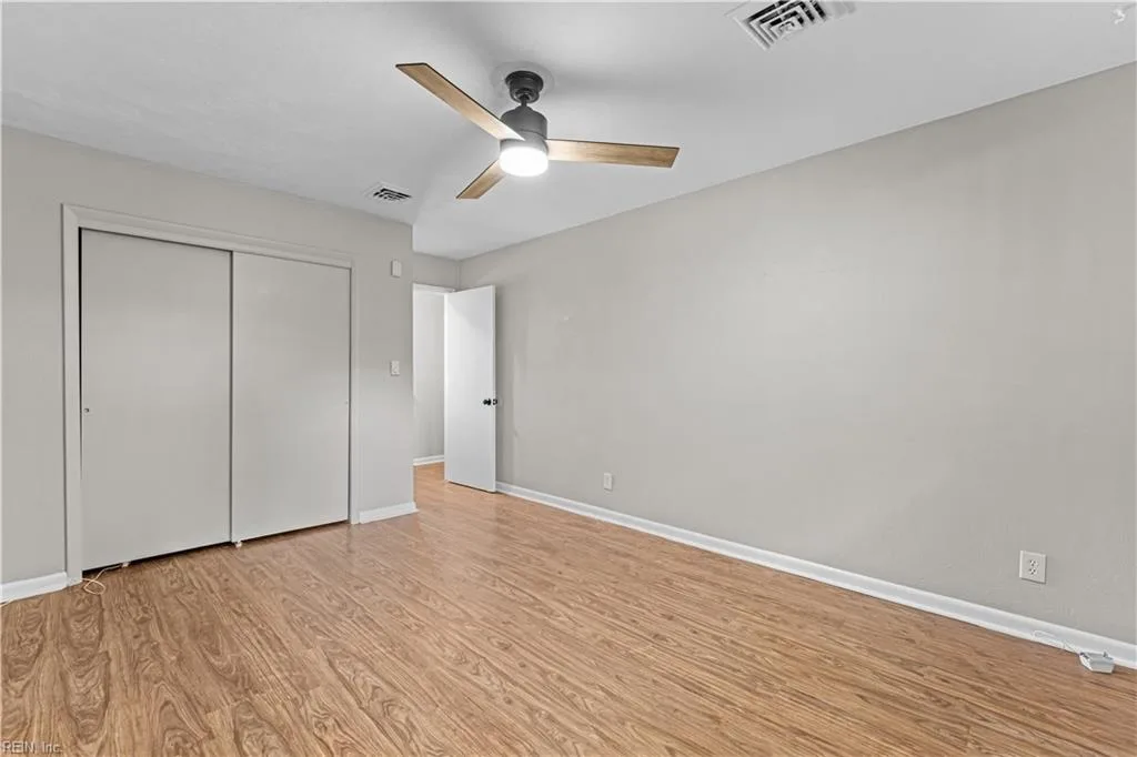 3301 Marne AVE, NORFOLK VA 23509 - Photo 5