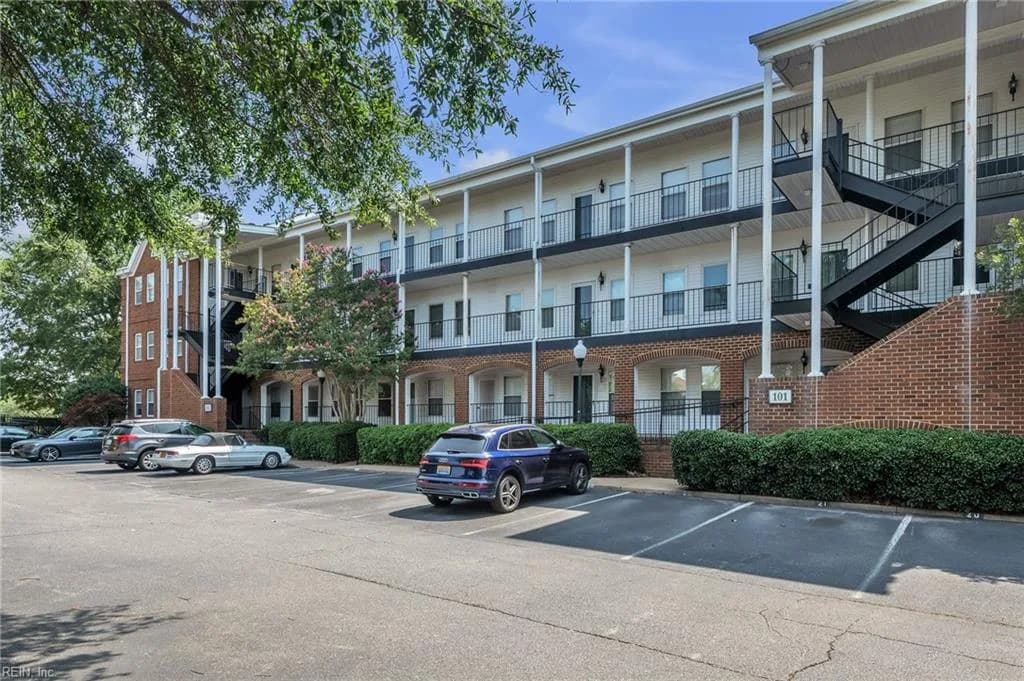 101 Westover AVE #103, NORFOLK VA 23507 - Photo 2