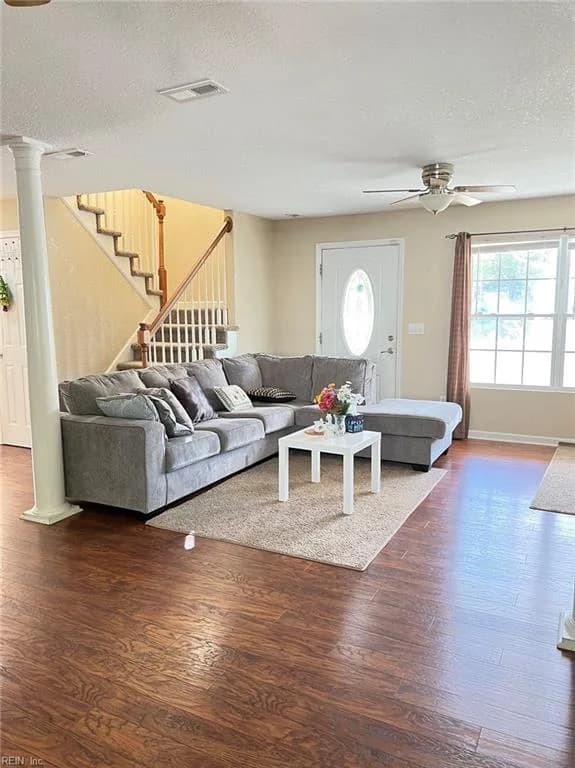 8202 Edwin DR, NORFOLK VA 23505 - Photo 5