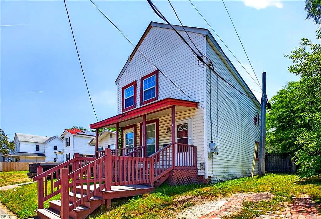 1110 35th ST, NEWPORT NEWS VA 23607 - Photo 3