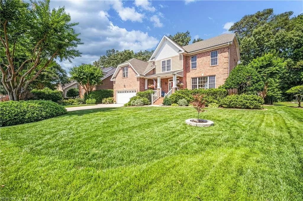 581 Hunts Pointe DR, VIRGINIA BEACH VA 23464 - Photo 3