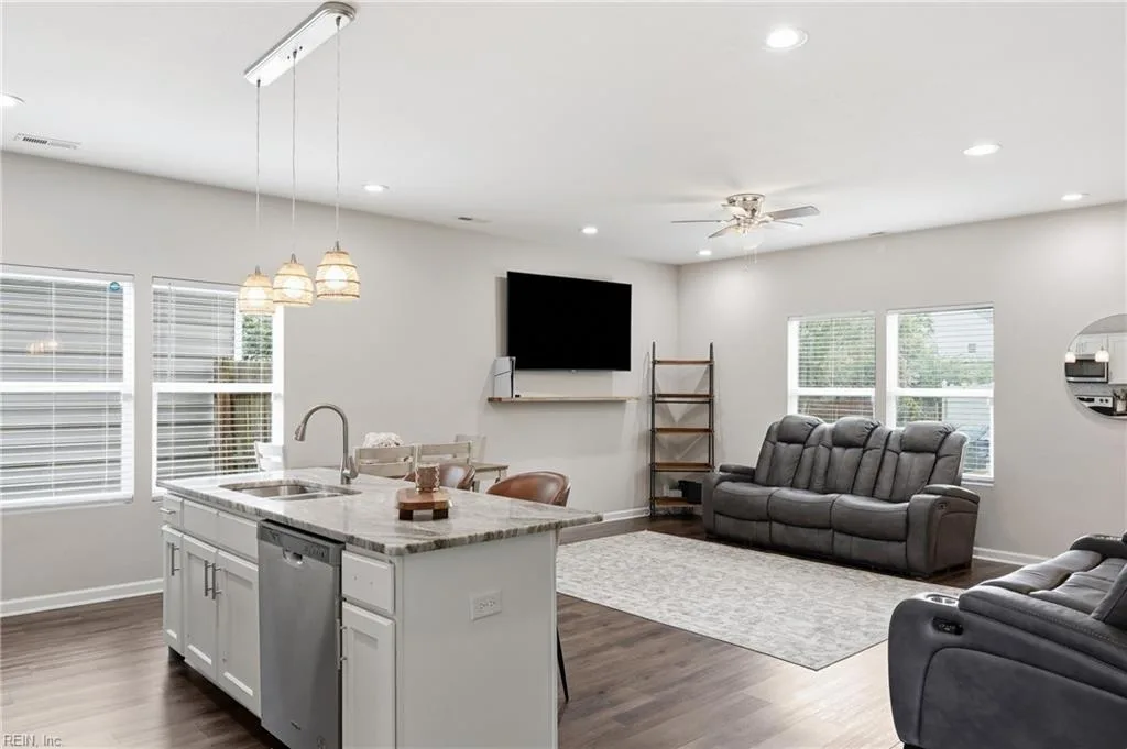 66 Bainbridge AVE, PORTSMOUTH VA 23702 - Photo 4