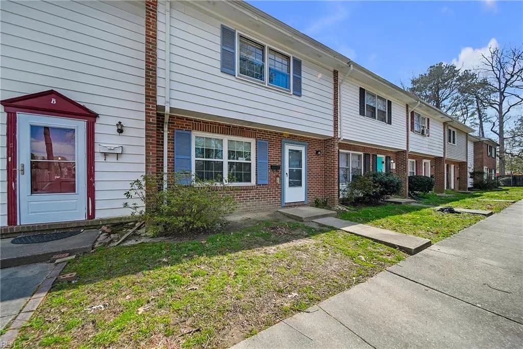 406 Savage DR #C, NEWPORTNEWS VA 23602 - Photo 2