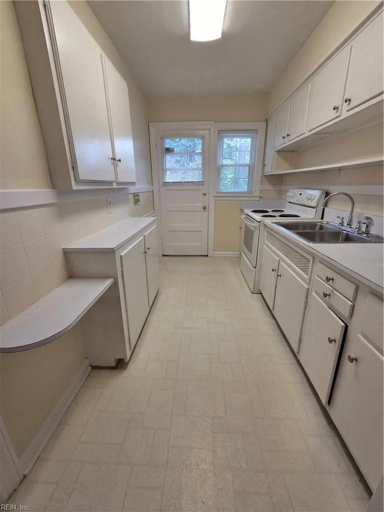 7420 Hampton BLVD #3C, NORFOLK VA 23505 - Photo 3