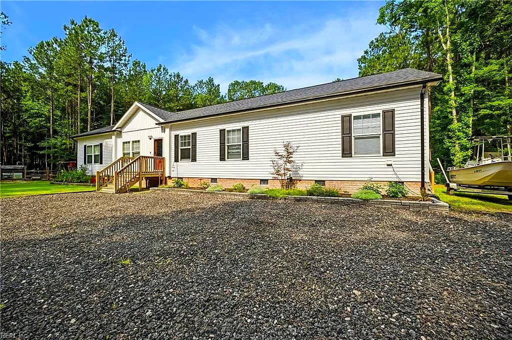 1285 SCHOOLHOUSE RD, ELIZABETHCITY NC 27909 - Photo 4