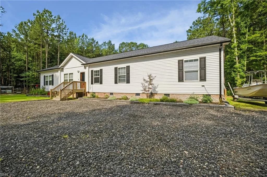 1285 SCHOOLHOUSE RD, ELIZABETHCITY NC 27909 - Photo 4