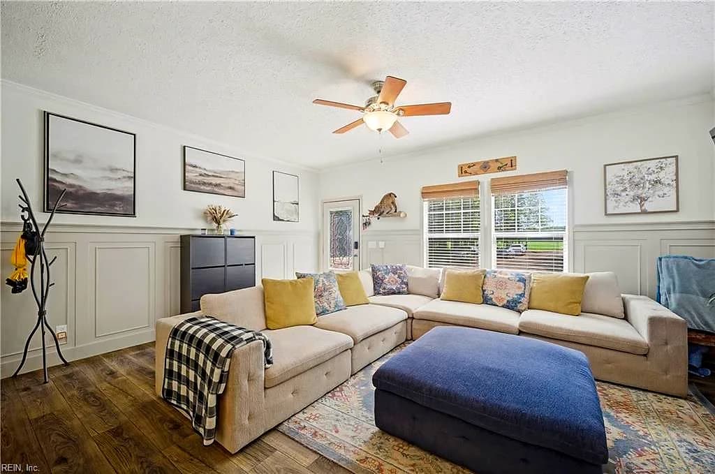 1285 SCHOOLHOUSE RD, ELIZABETHCITY NC 27909 - Photo 5