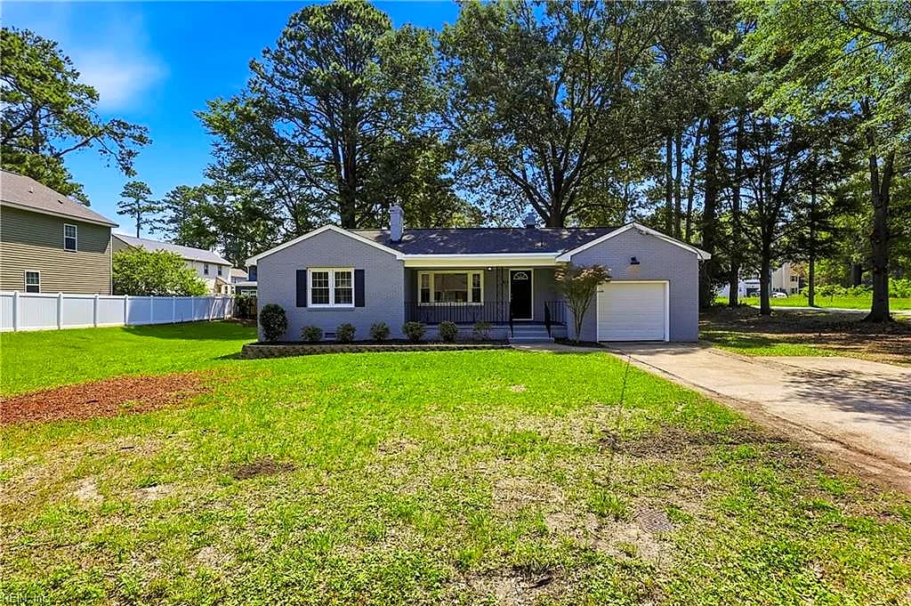 102 Thalia RD, VIRGINIA BEACH VA 23452 - Photo 4