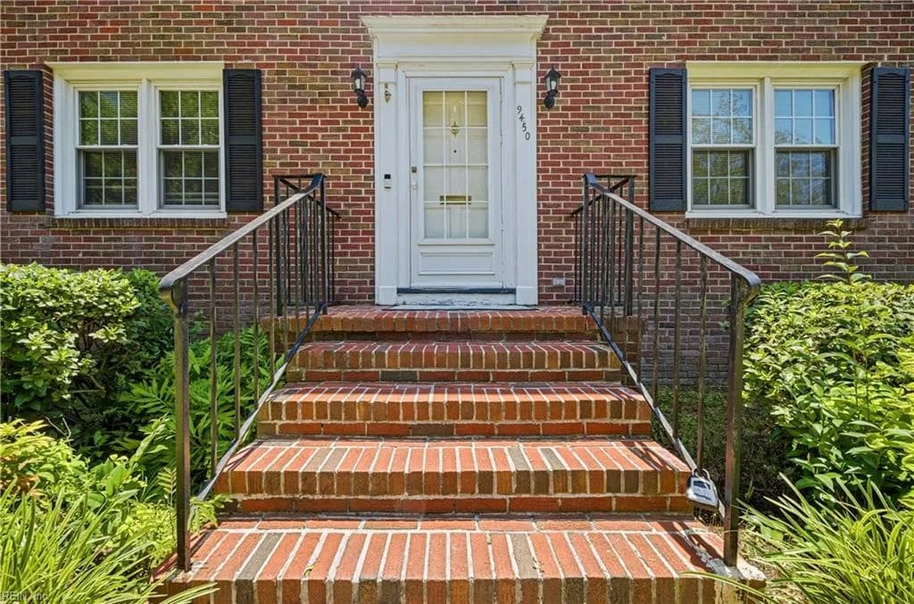 9450 Selby PL, NORFOLK VA 23503 - Photo 4