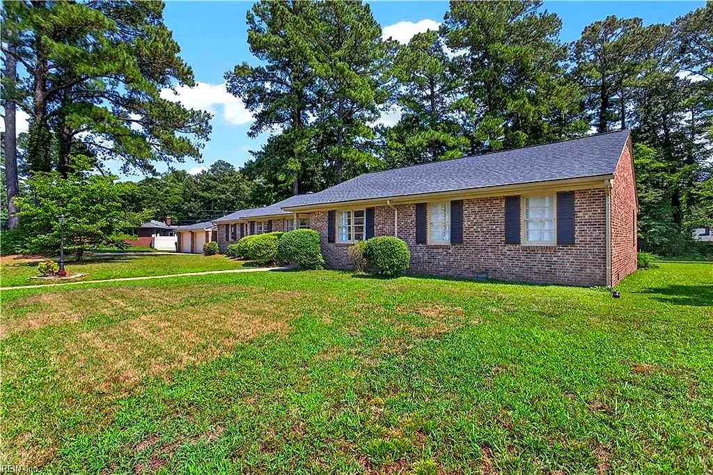 313 Pond DR, SUFFOLK VA 23434 - Photo 3