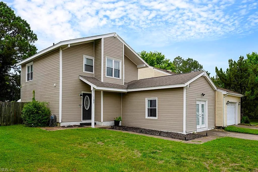 1680 Dylan DR, Virginia Beach — 4 bed Residential, 1,900 sqft