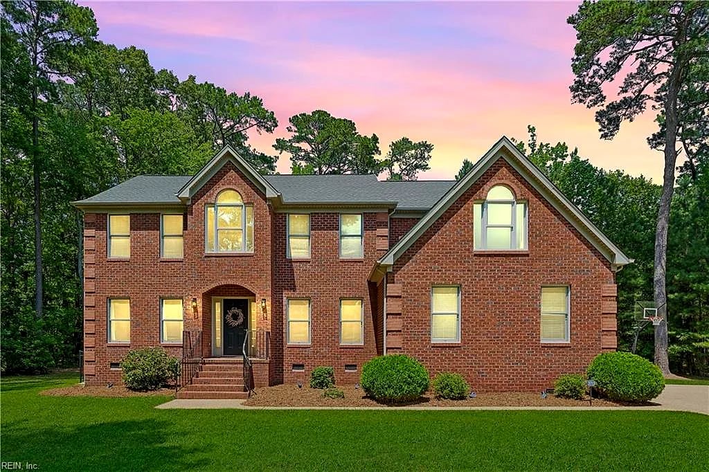 3713 Goodwin Neck RD, Yorktown — 4 bed Residential, 3,144 sqft