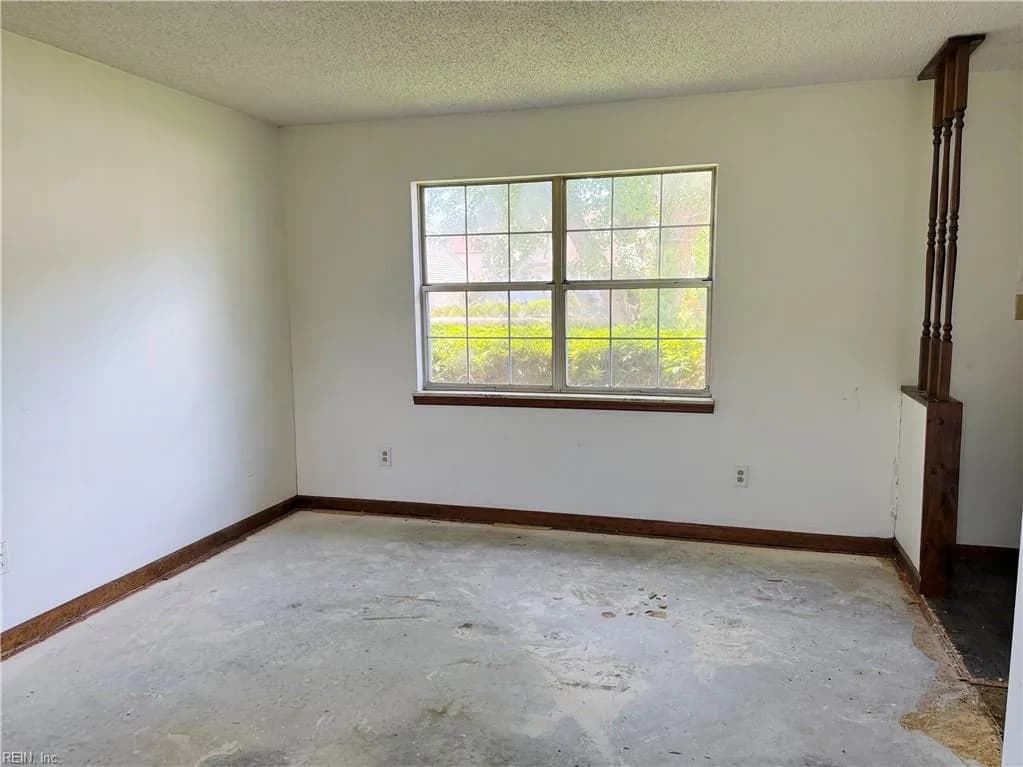 1013 Daniel Maloney DR, VIRGINIABEACH VA 23464 - Photo 4